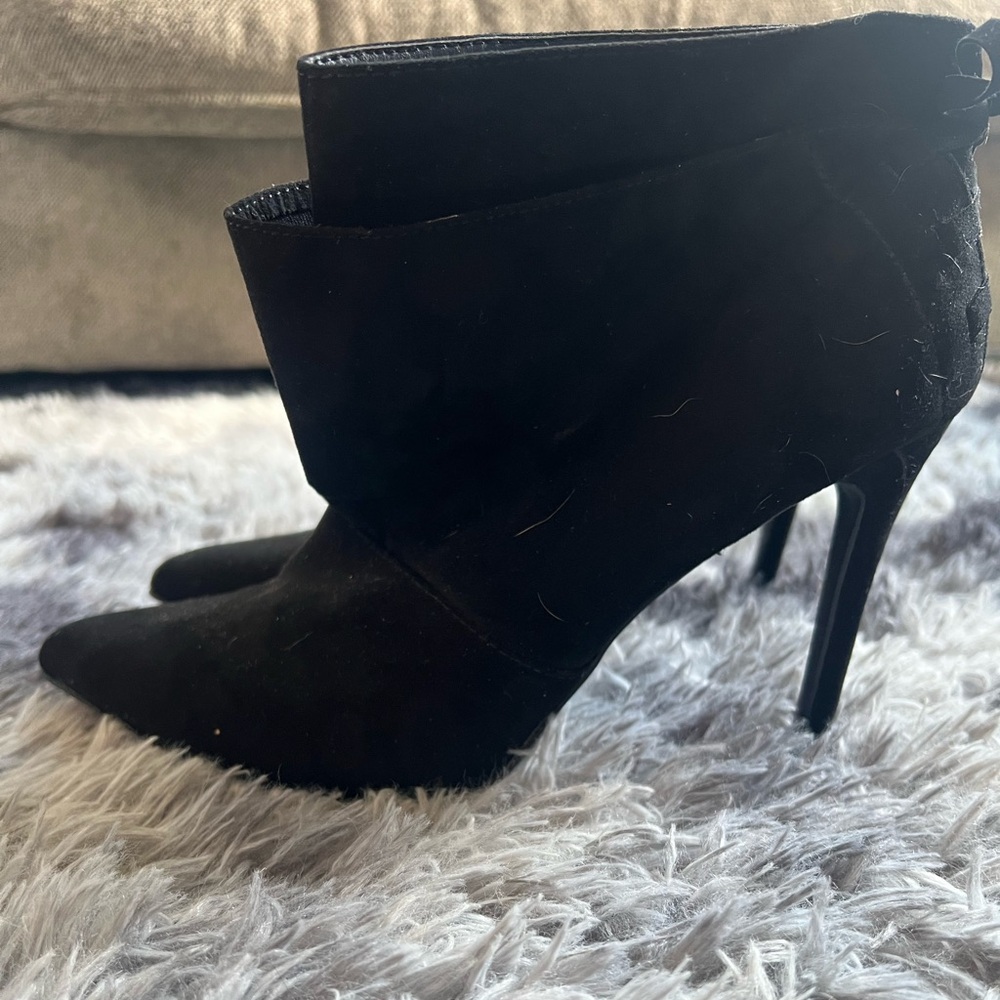Shoe Dazzle Black Heeled Boots